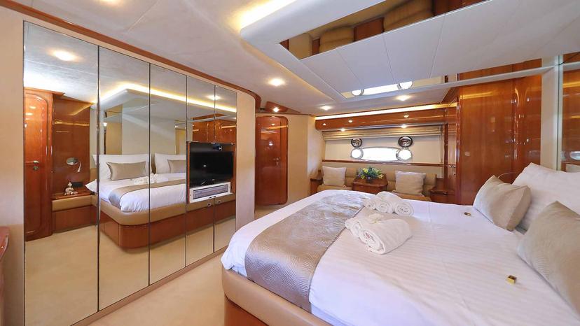 Master Cabin (x 1) image 1