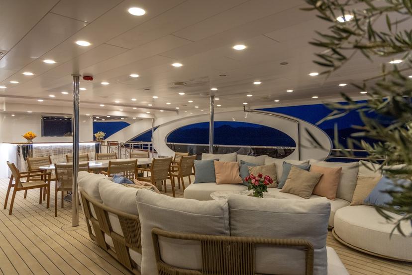 Amenities & Features image 1