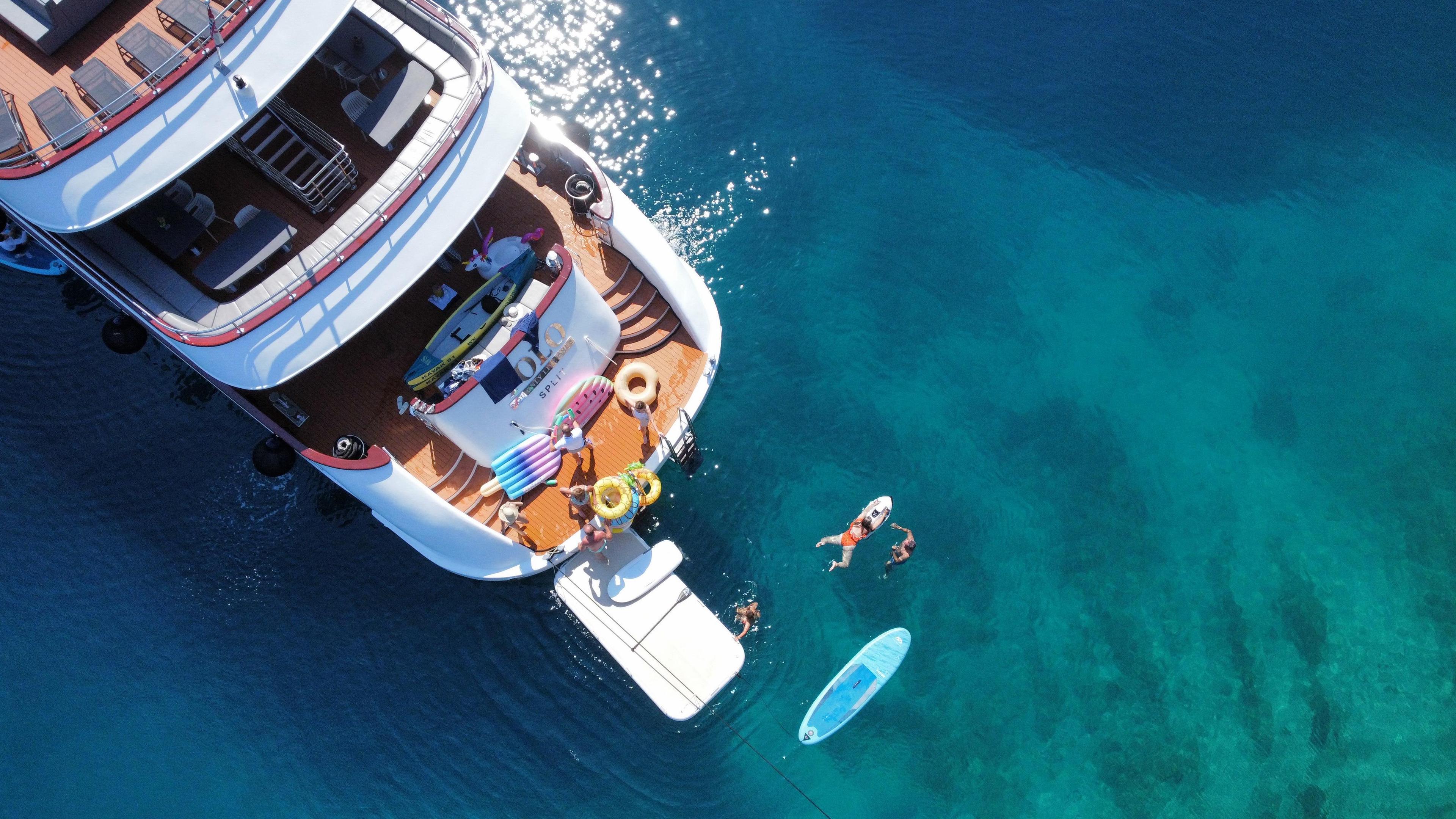 Water Toys & Tenders image 1