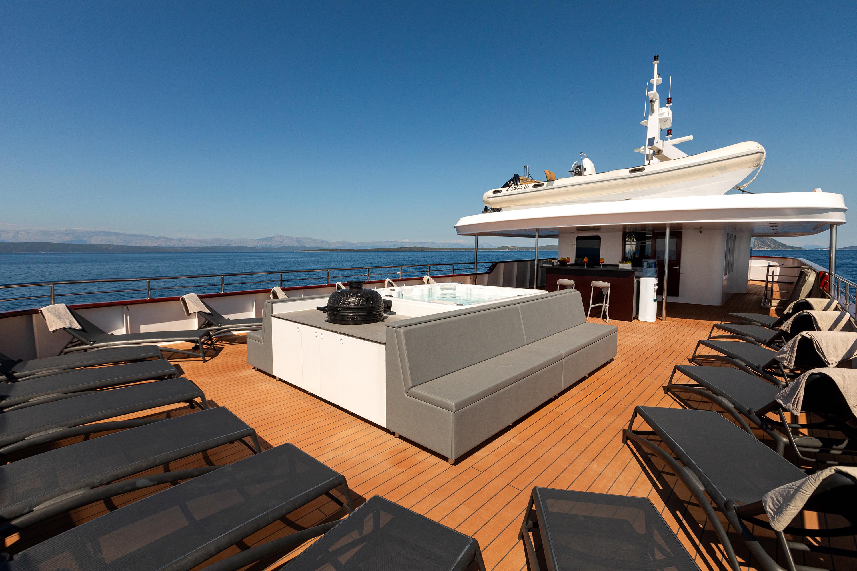Amenities & Features image 1