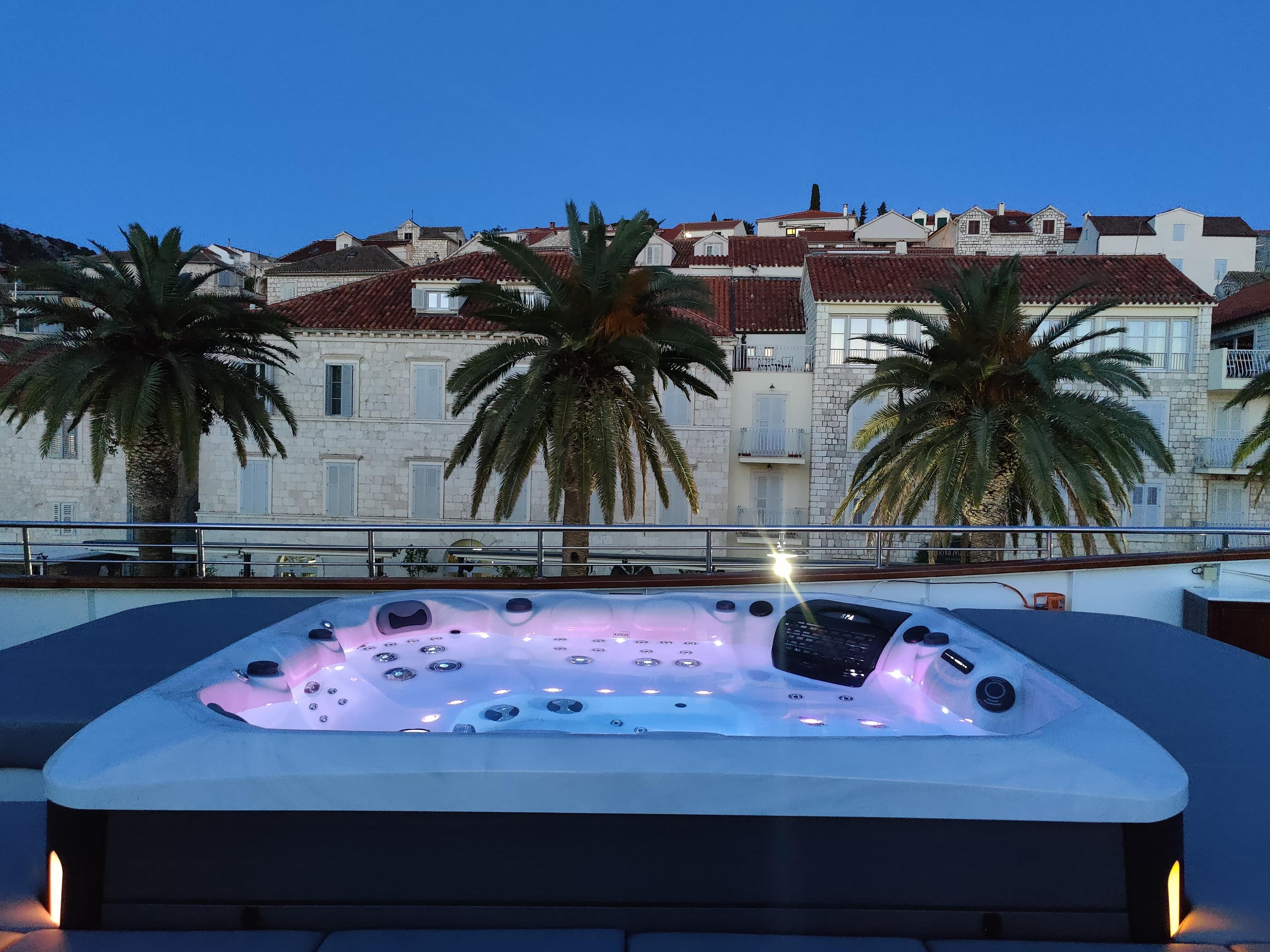 Amenities & Features image 3