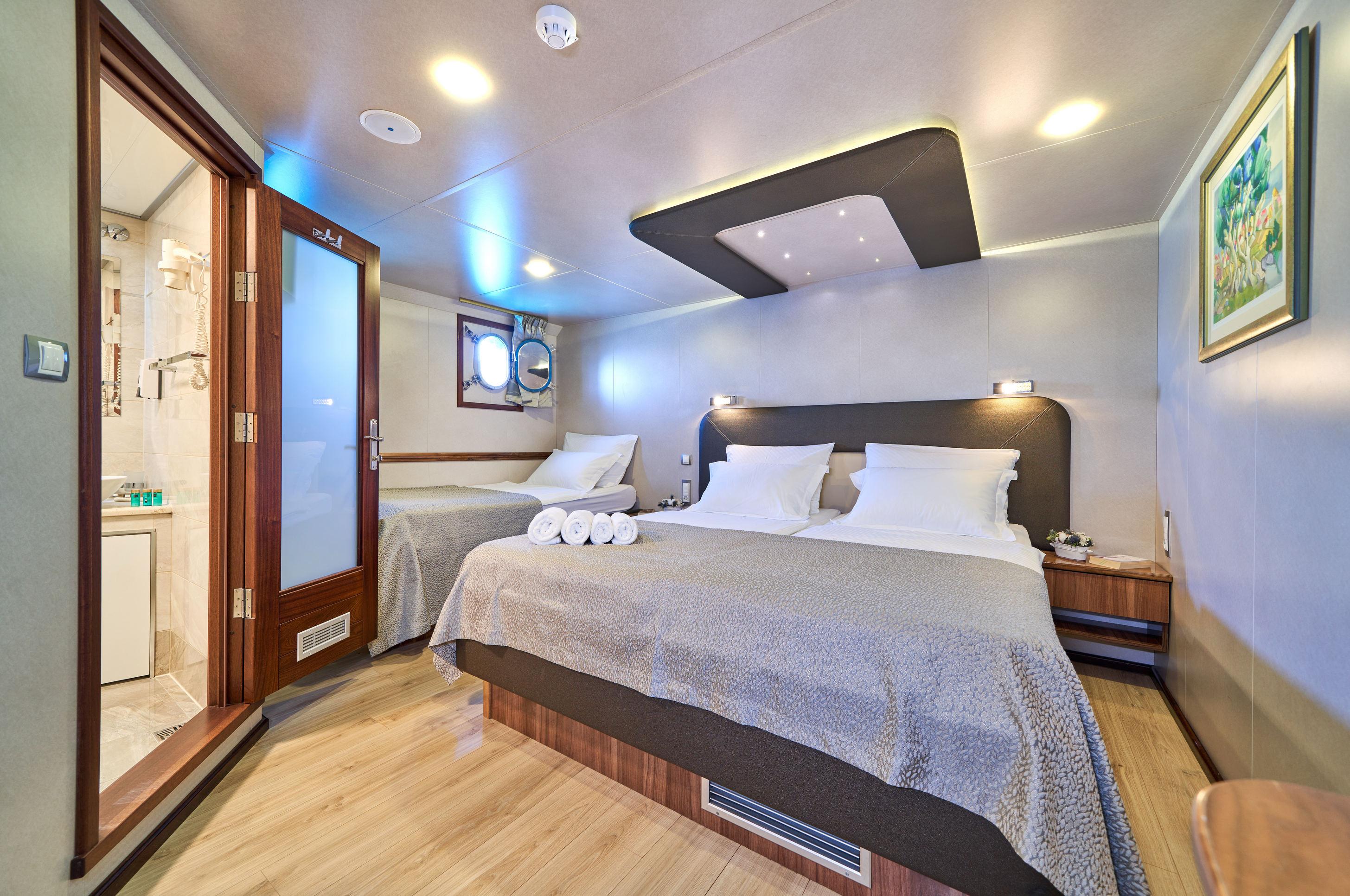 Master Cabin (x2) image 1
