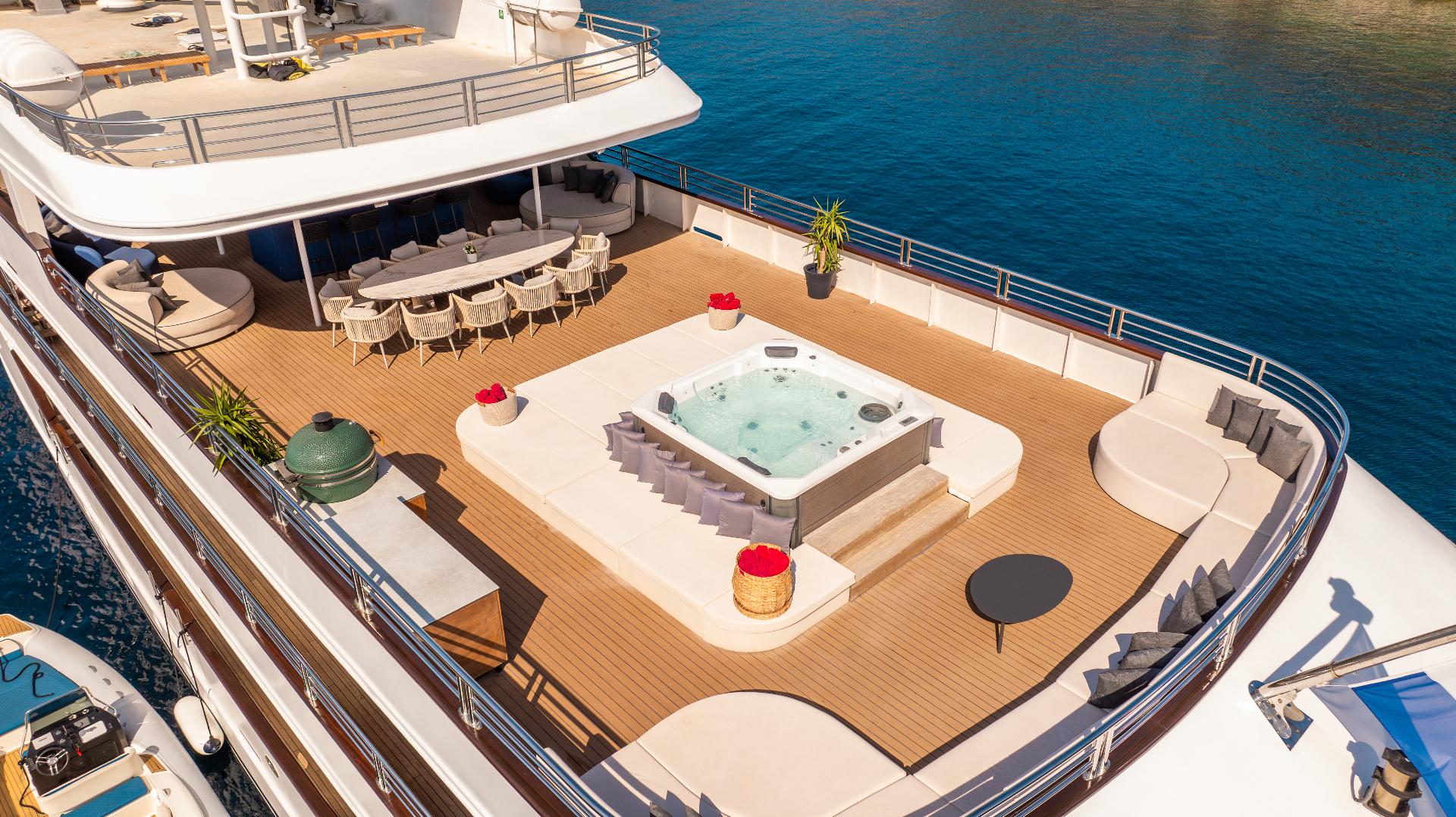 Amenities & Features image 11