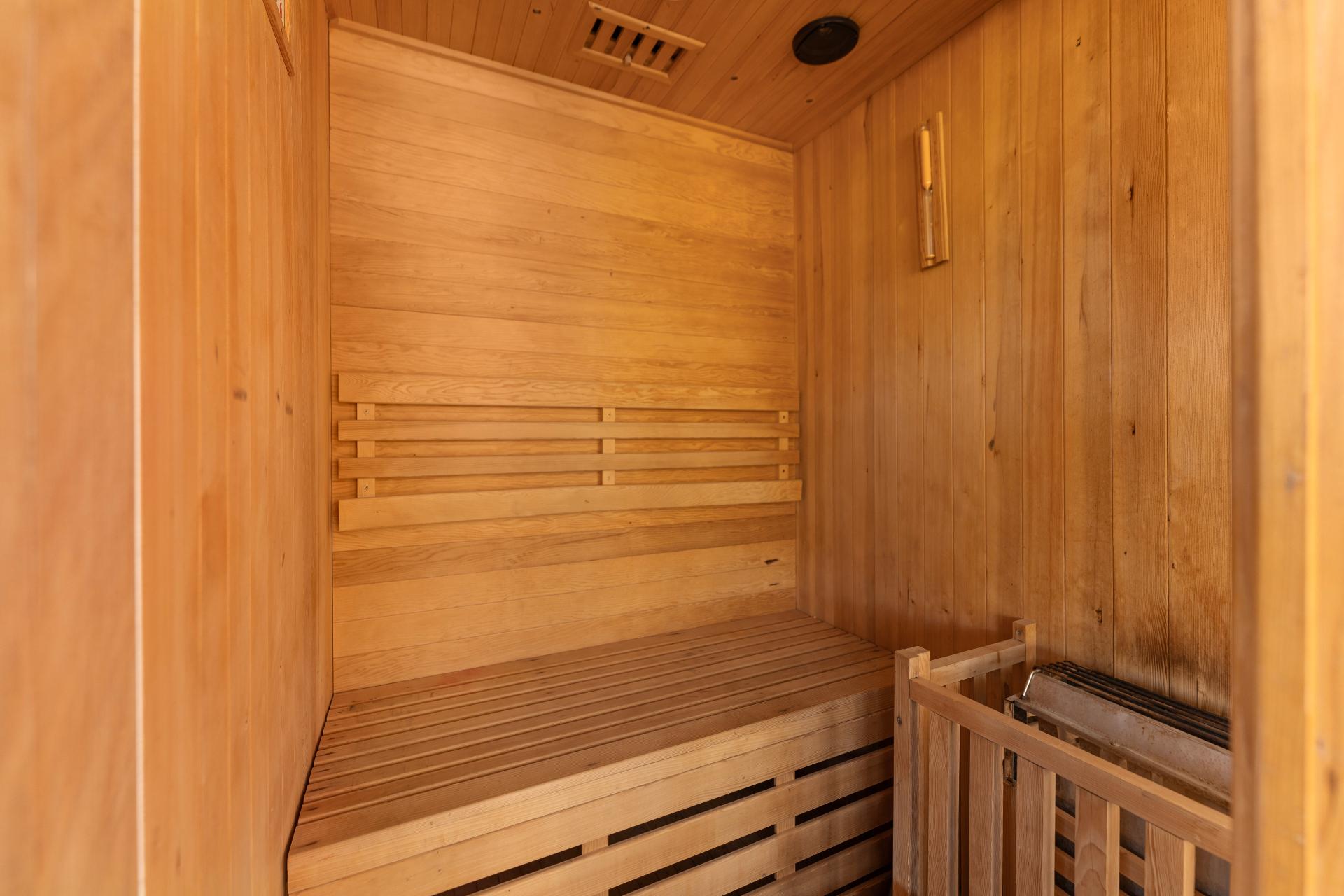 Amenities & Features image 12