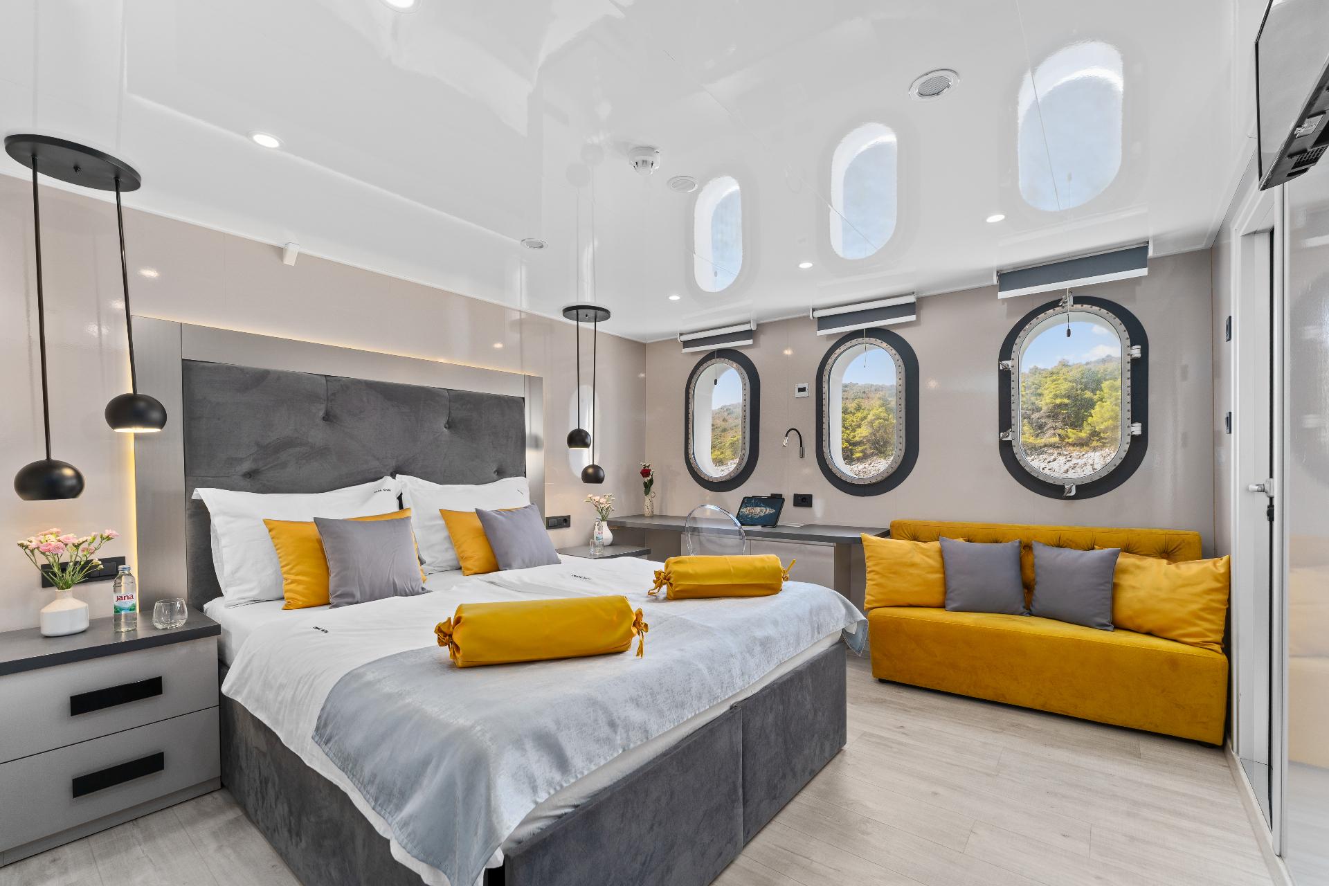 Double Cabin (x10) image 1