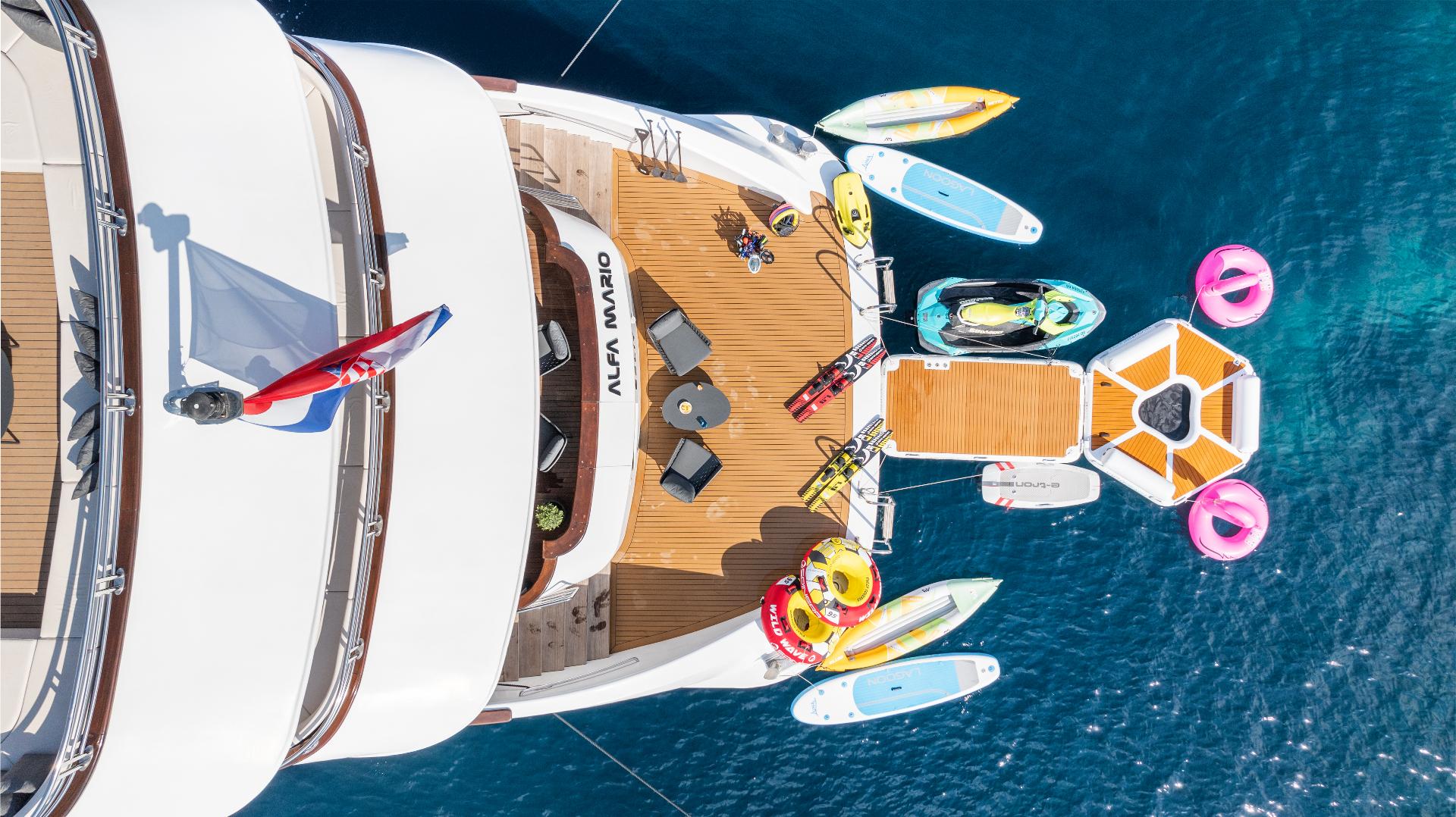Water Toys & Tenders image 1