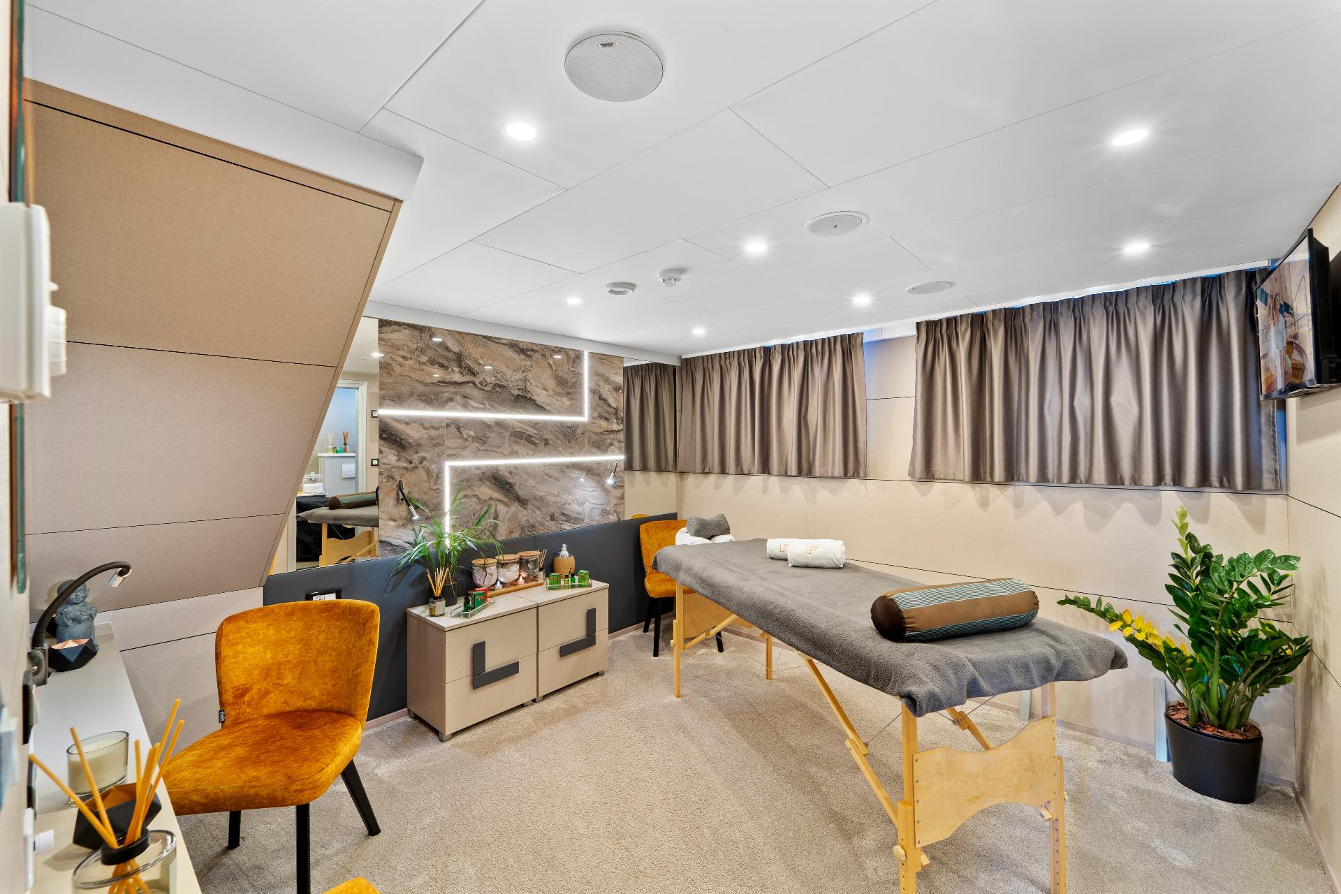 Amenities & Features image 12
