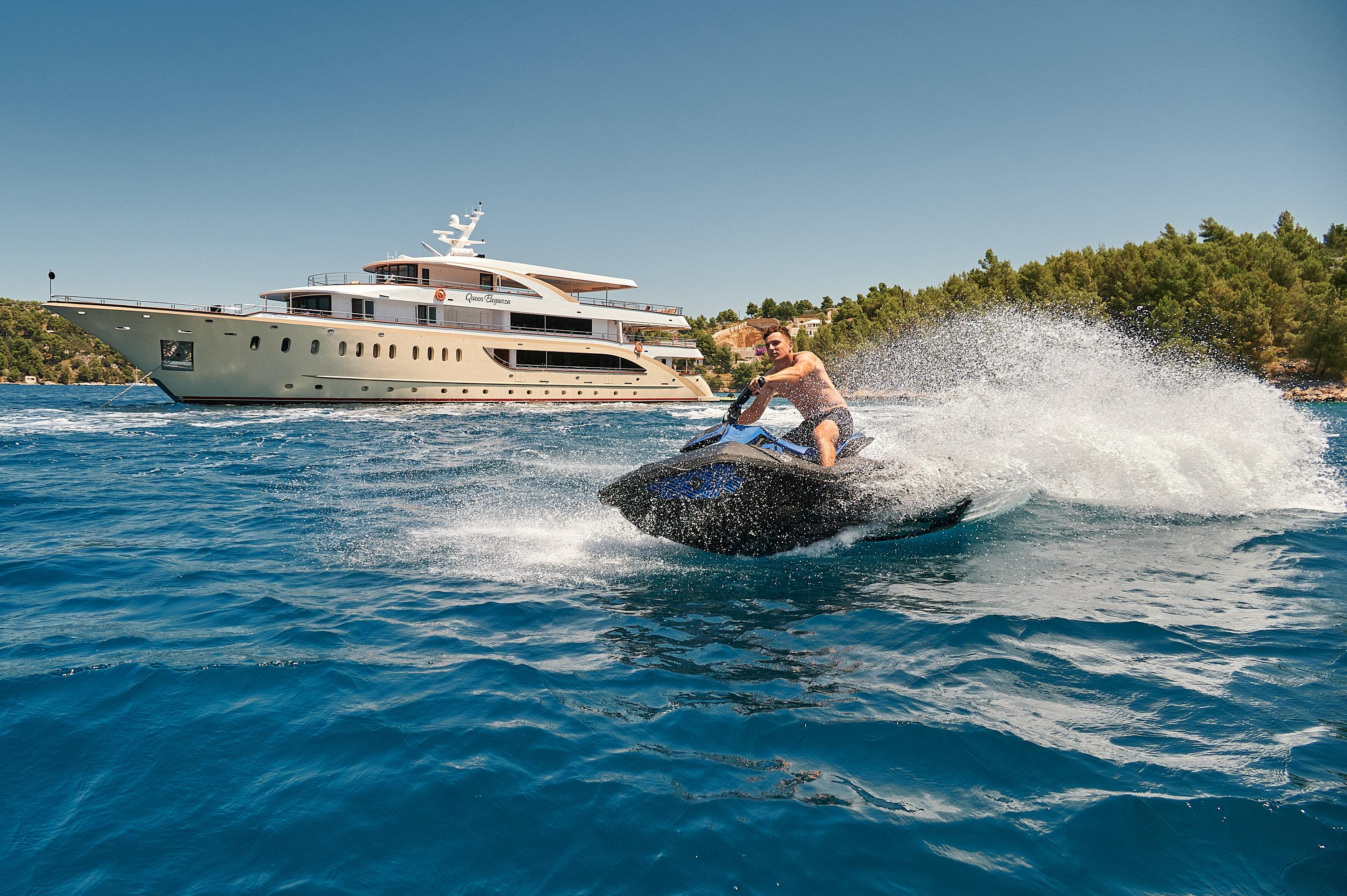 Water Toys & Tenders image 1