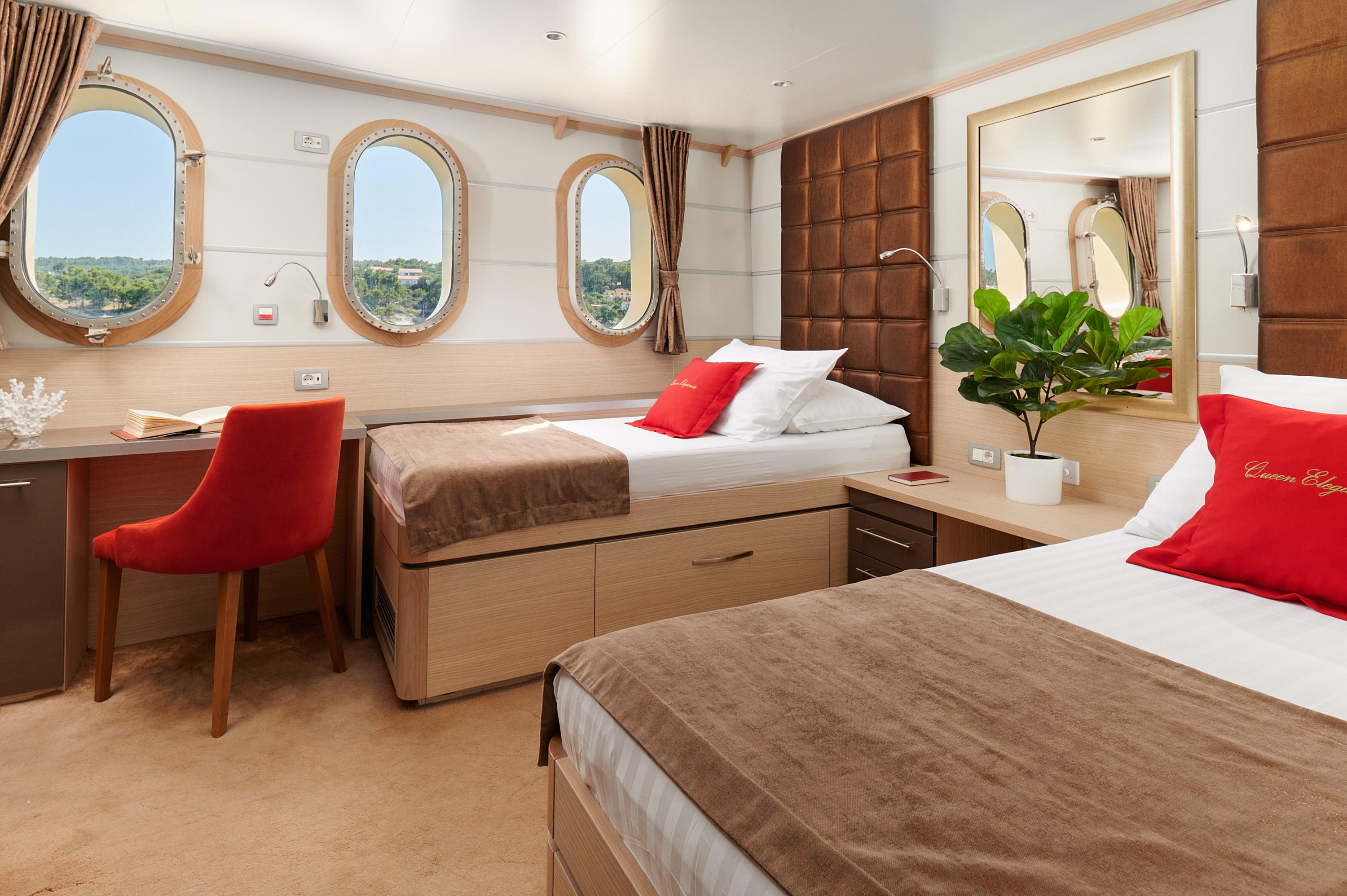 Convertible Cabin + Twin Cabin (x10 + x1) image 3