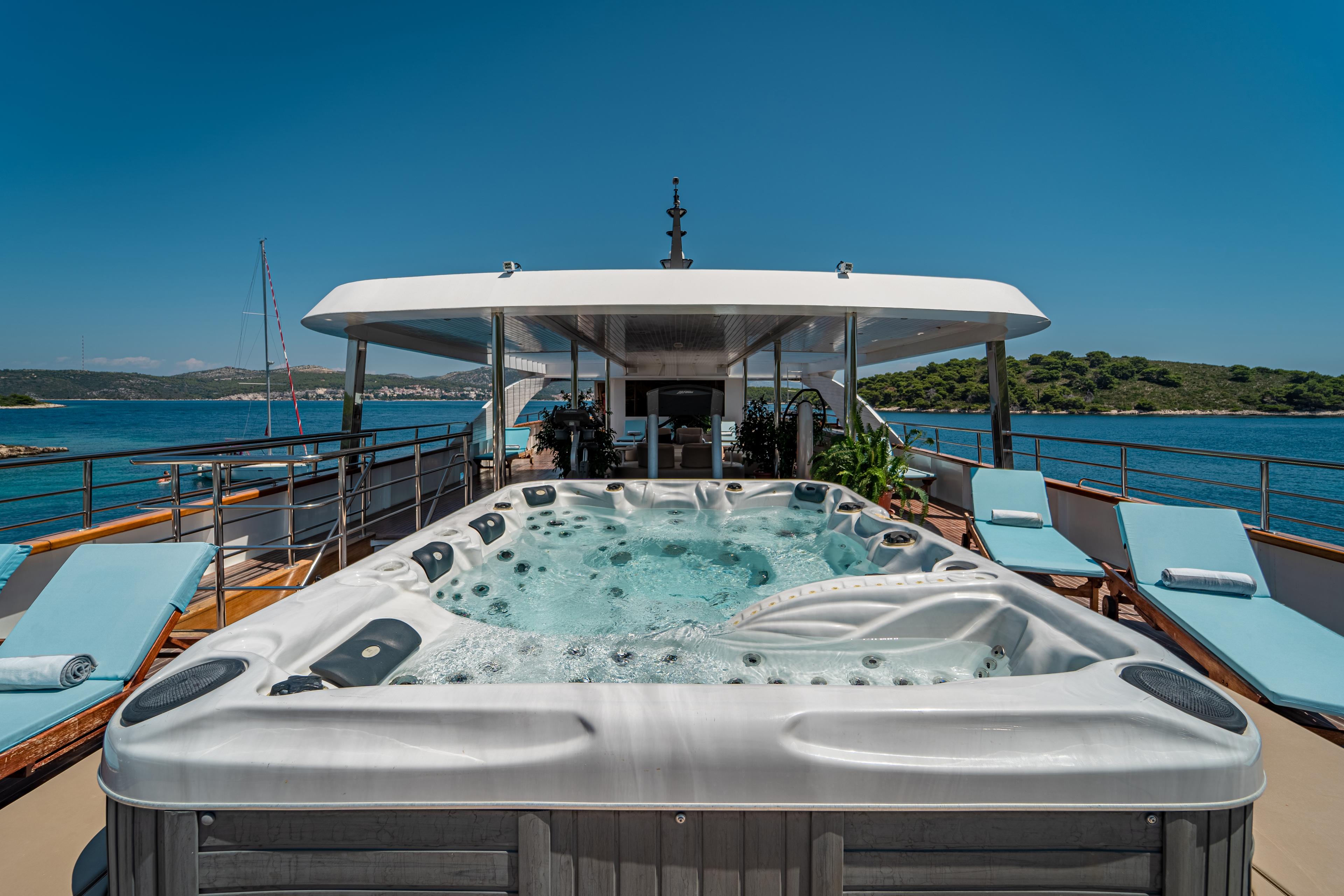 Amenities & Features image 4