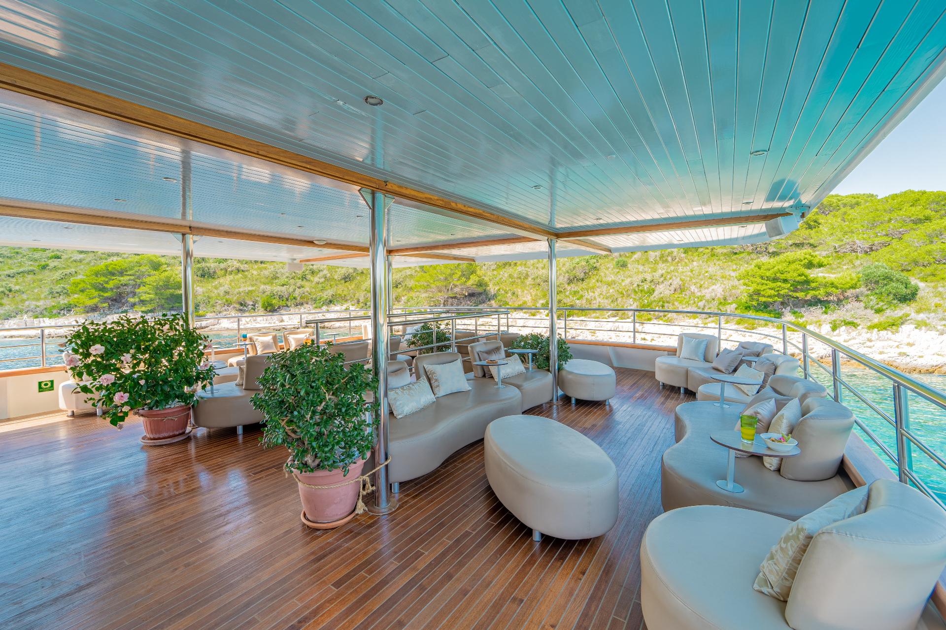 Amenities & Features image 7