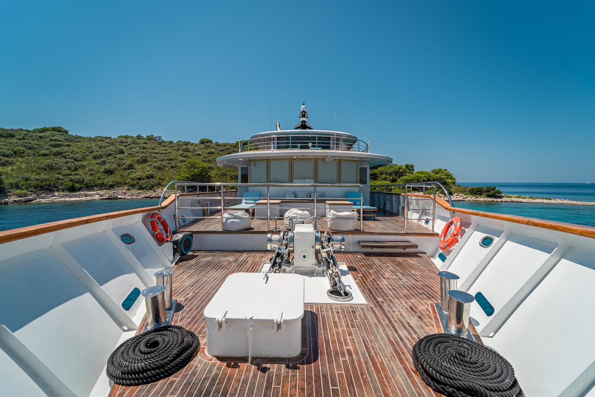 Amenities & Features image 10