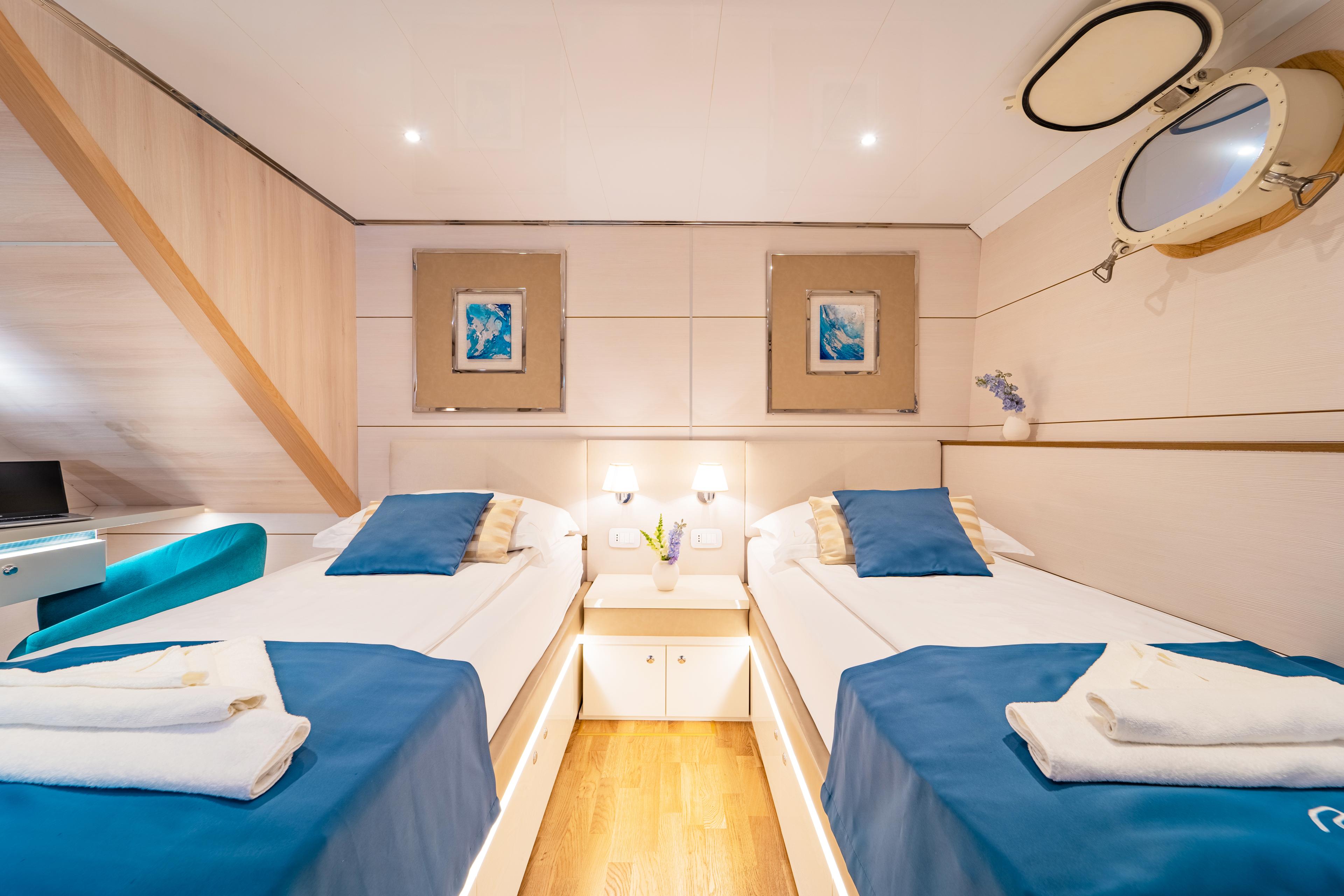 Twin Cabin (x3) image 2