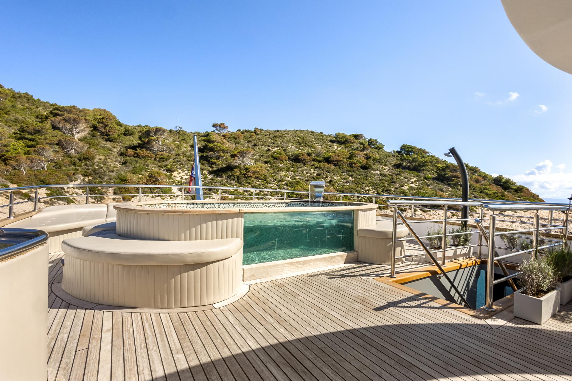 Amenities & Features image 3
