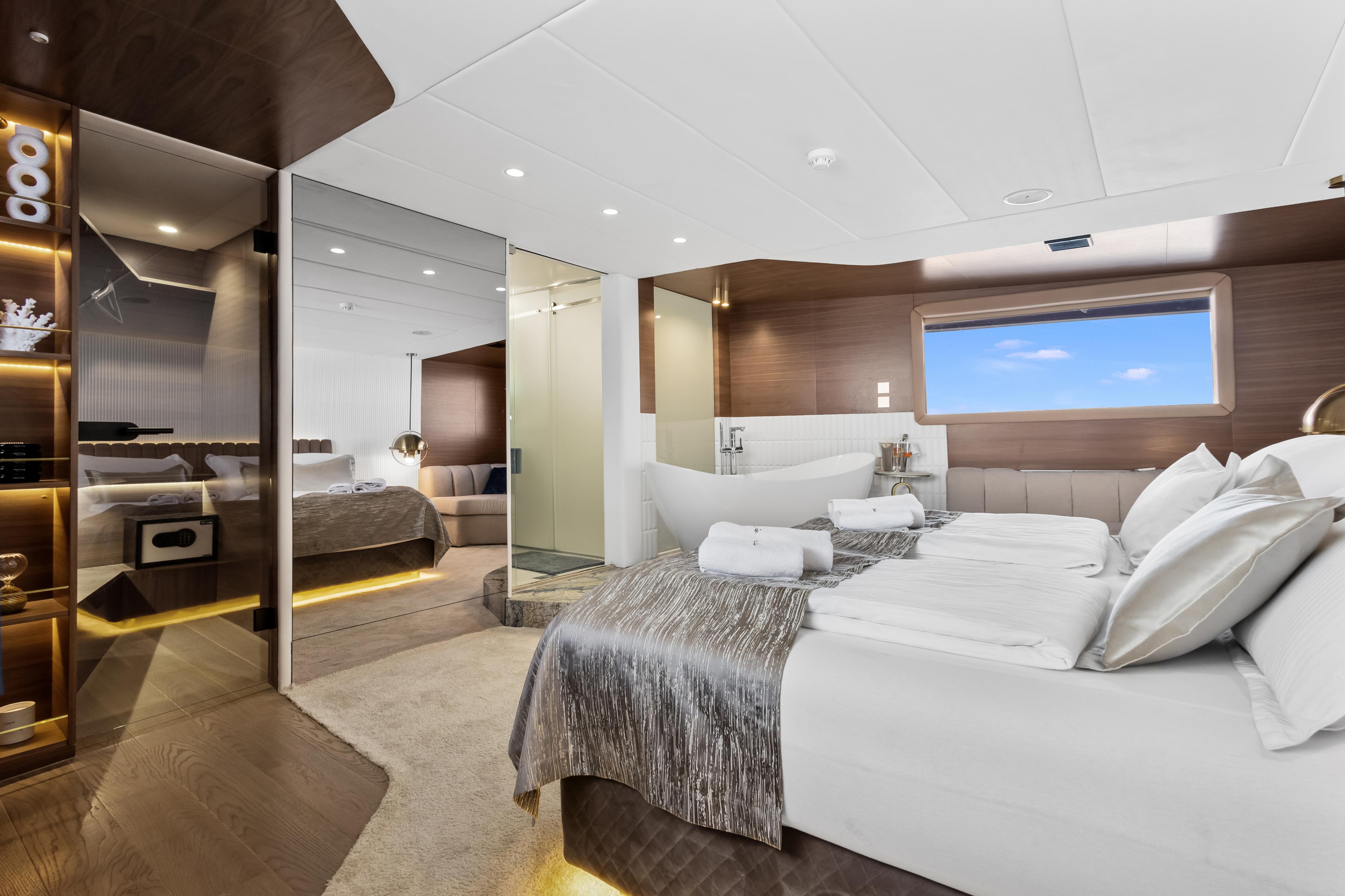 Master Cabin (x3) image 3