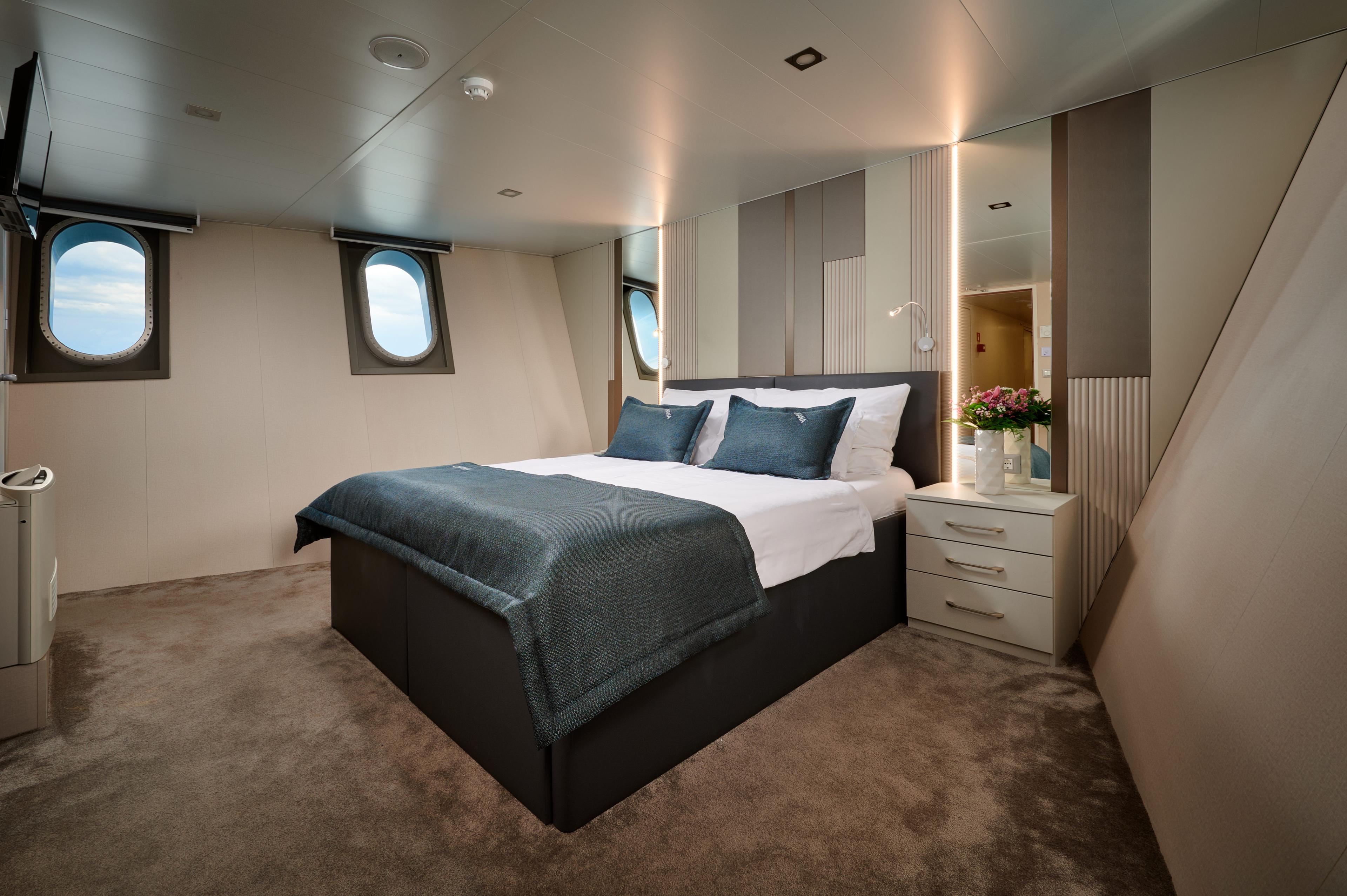 Double Cabin (x6) image 2