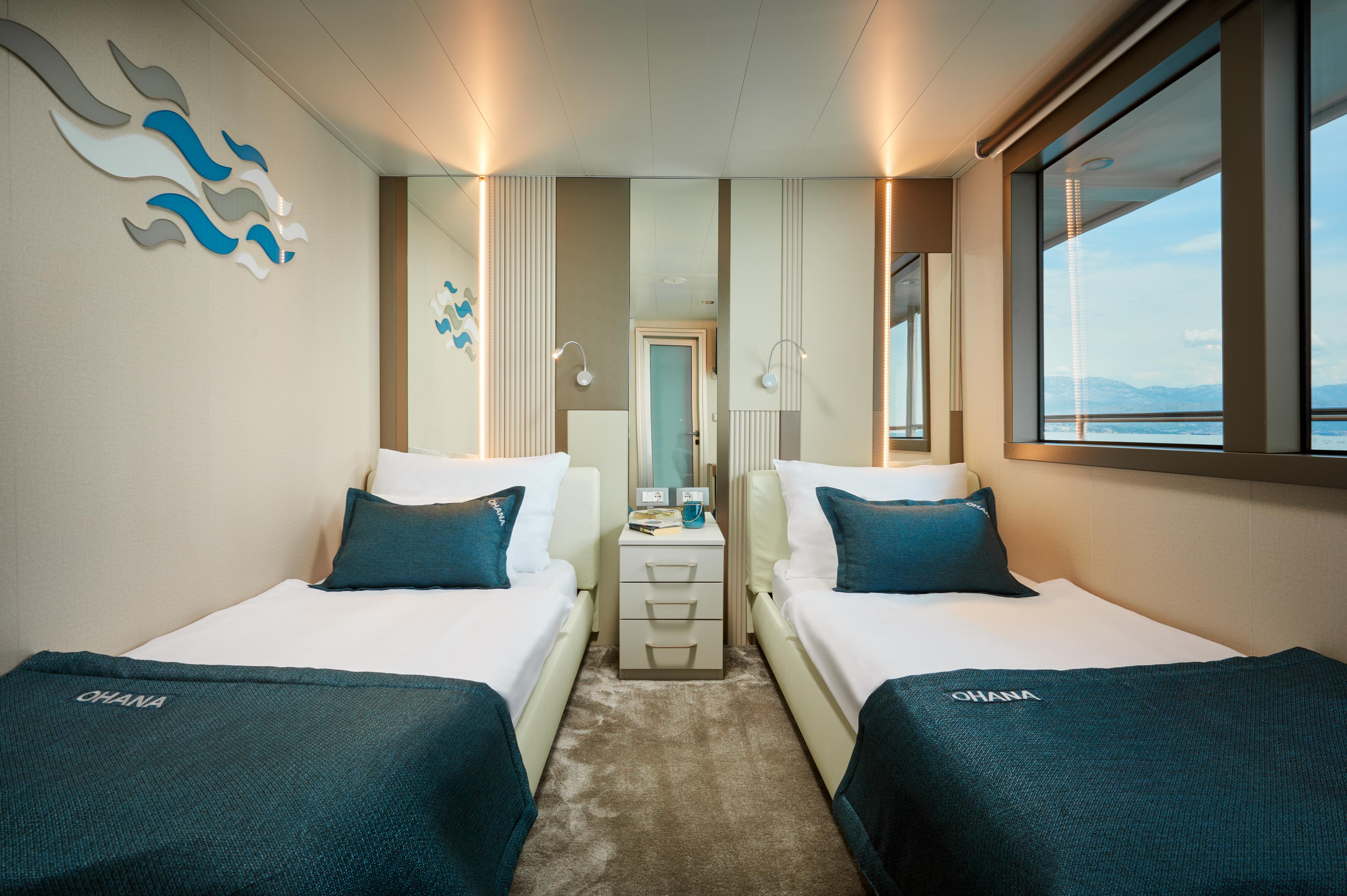Twin + Convertible Cabin (x4 + x2) image 2